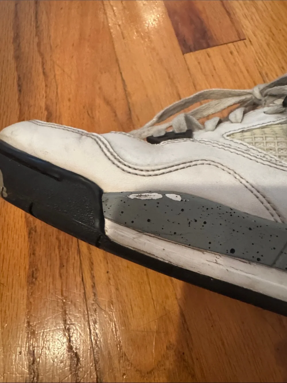Nike Air Jordan Retro 4 White Cement Grade School